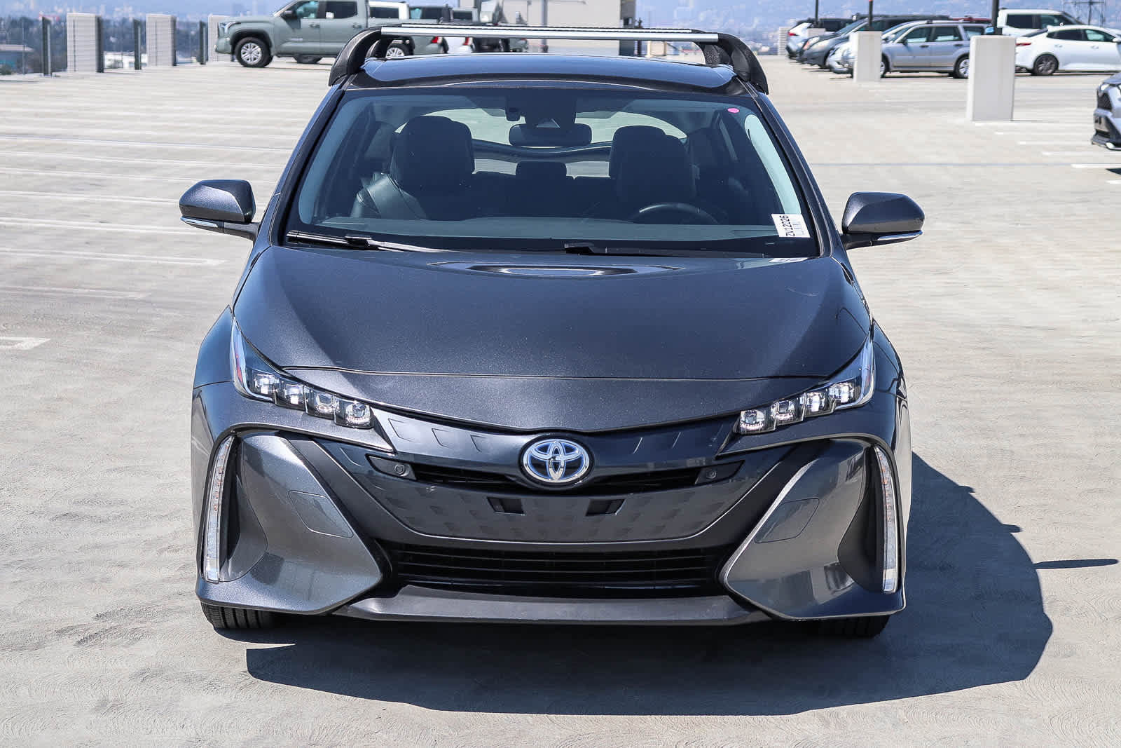 Used 2022 Toyota Prius Prime XLE image 2