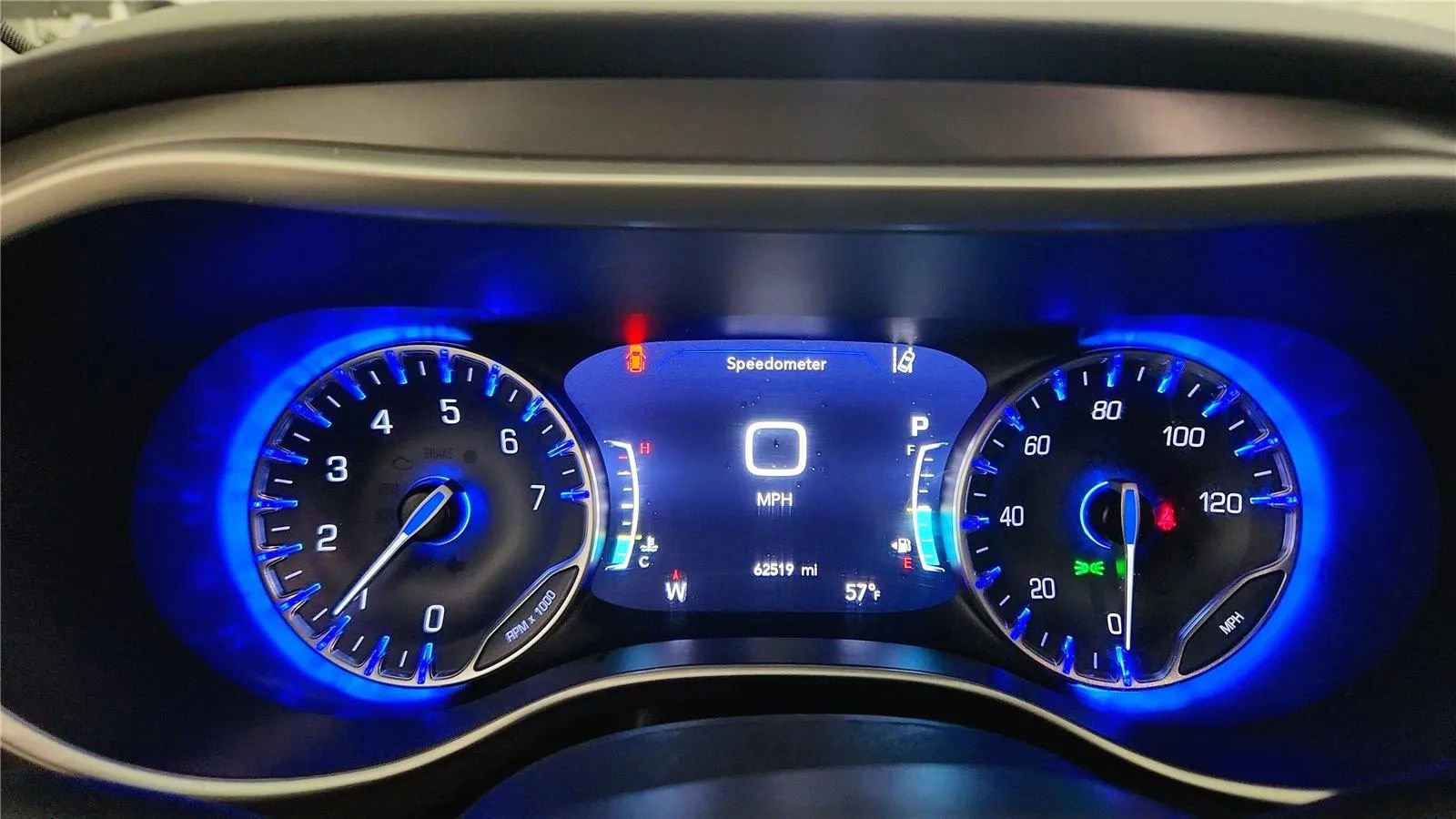 Used 2023 Chrysler Pacifica Touring-L FWD image 23