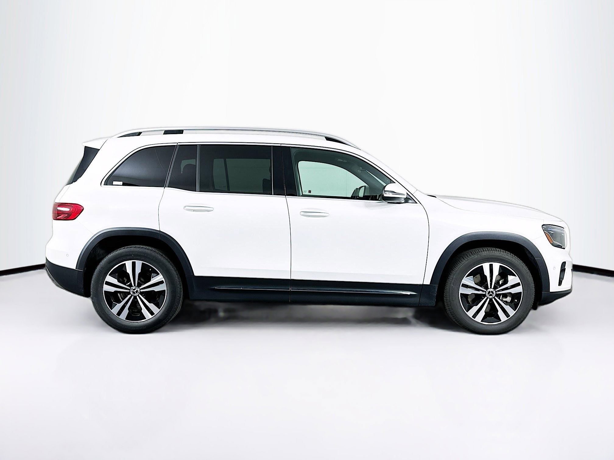 Used 2024 Mercedes-Benz GLB 250 GLB 250 image 10