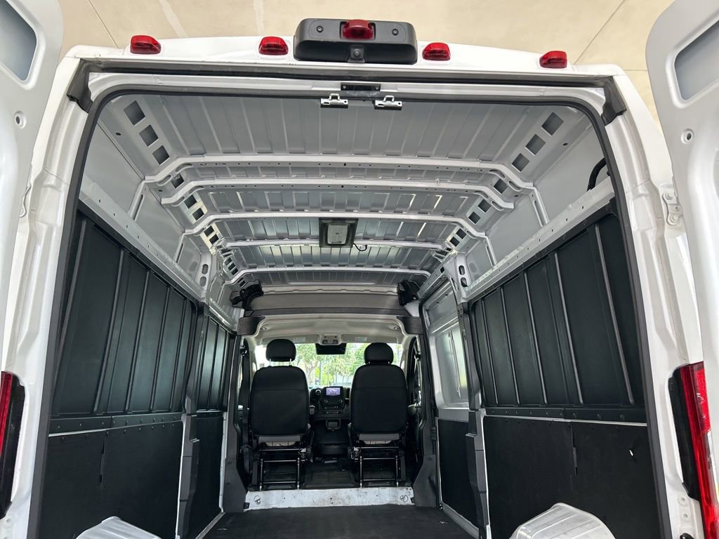 Used 2025 RAM ProMaster 2500 w/ Convenience Group FWD image 36