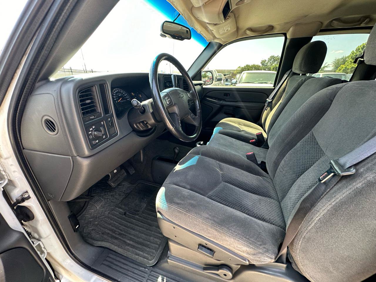 Used 2007 Chevrolet Silverado 1500 LT w/ Extended Cab Value Package AWD/4WD image 42