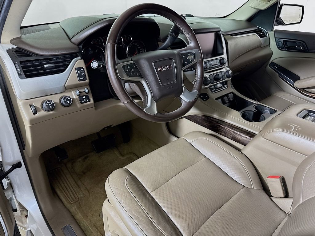 Used 2016 GMC Yukon SLT w/ Open Road Package AWD/4WD image 7