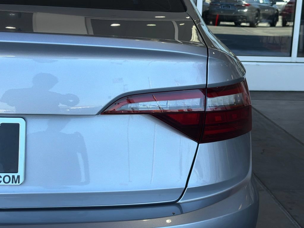 Used 2020 Volkswagen Jetta SEL FWD image 12
