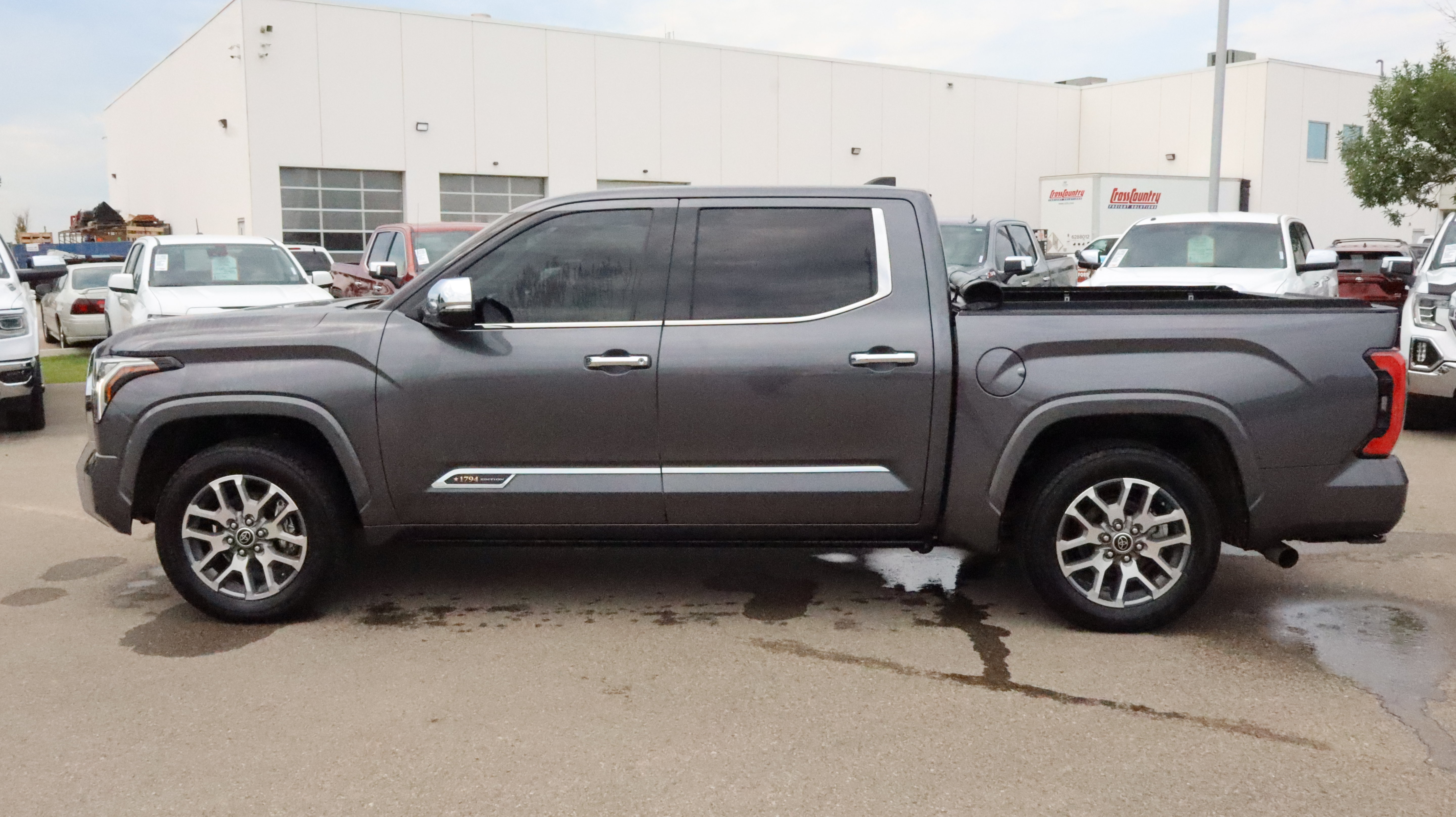 Used 2022 Toyota Tundra 1794 Edition w/ Advanced Package AWD/4WD image 4