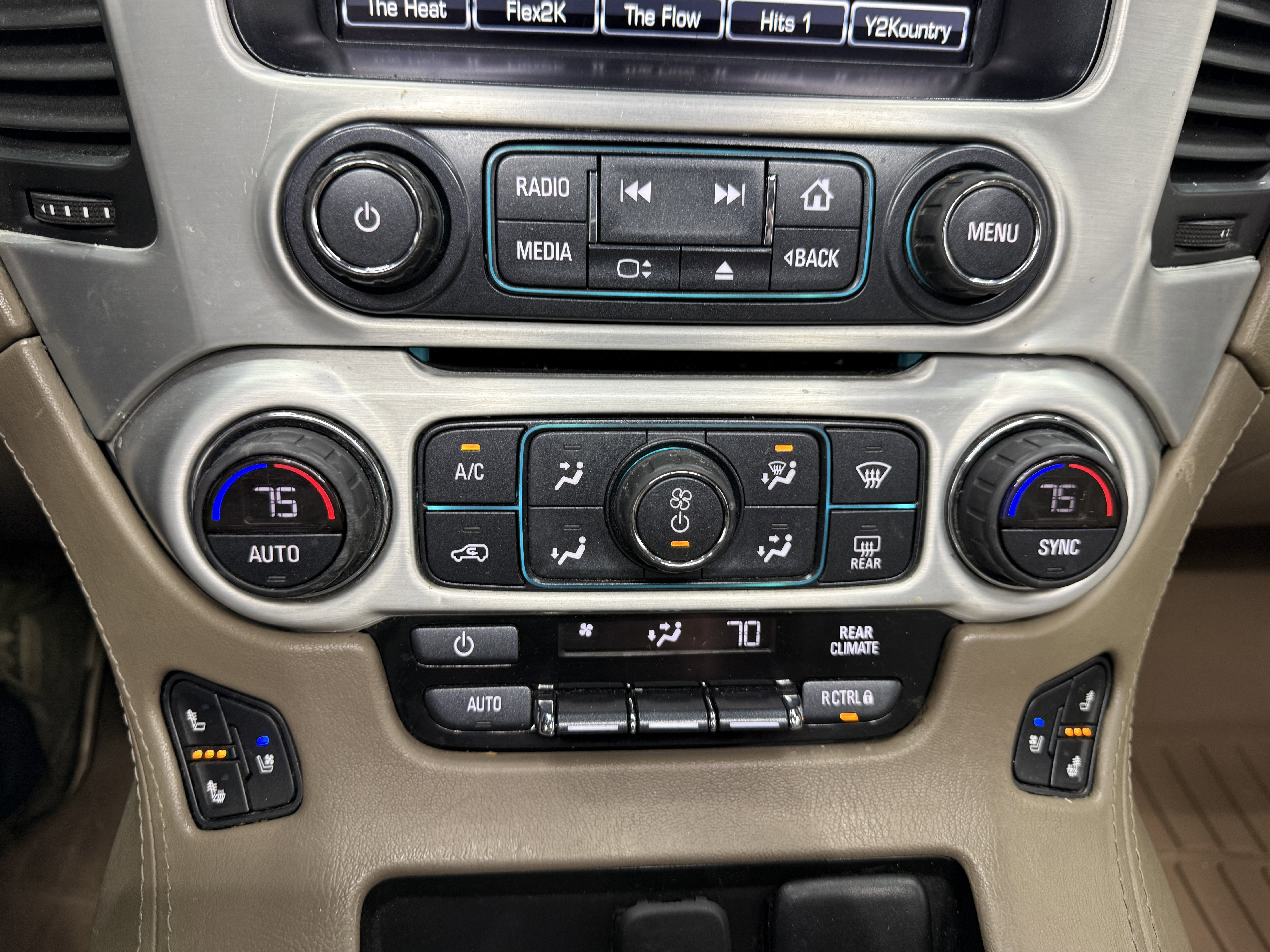 Used 2018 GMC Yukon SLT w/ Premium Edition AWD/4WD image 21
