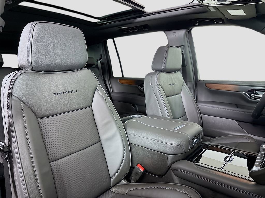 New 2026 GMC Yukon XL Denali w/ Sun & Power Step Package image 30
