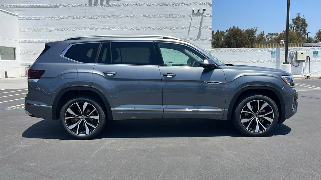 New 2025 Volkswagen Atlas SEL Premium R-Line image 6