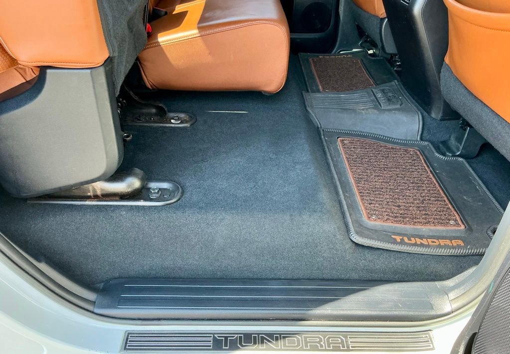 Used 2014 Toyota Tundra 1794 Edition image 28