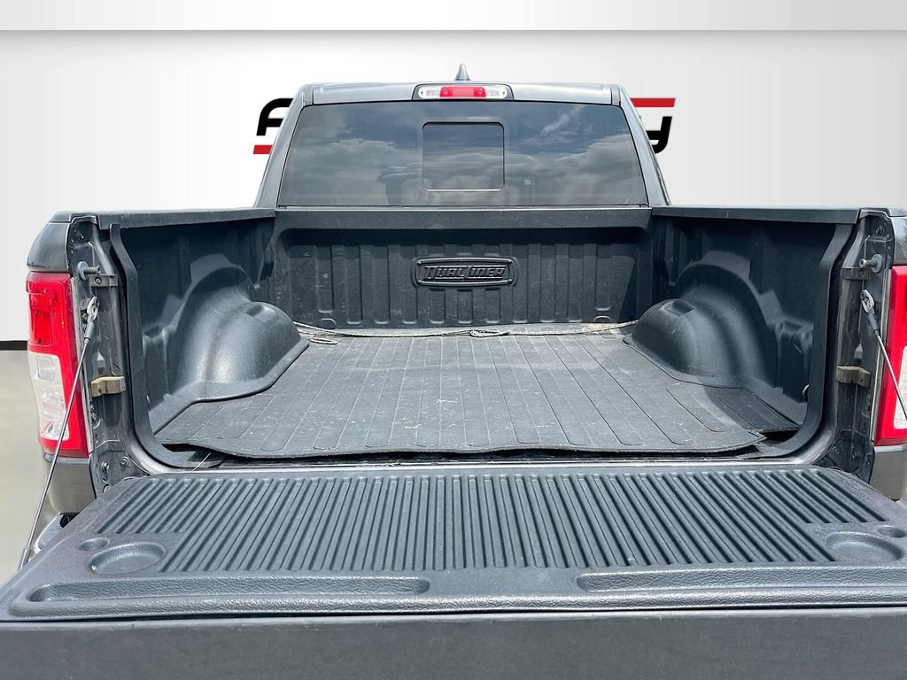 Used 2021 RAM 1500 Big Horn RWD image 25
