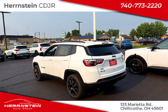 New 2026 Jeep Compass Latitude AWD/4WD image 5