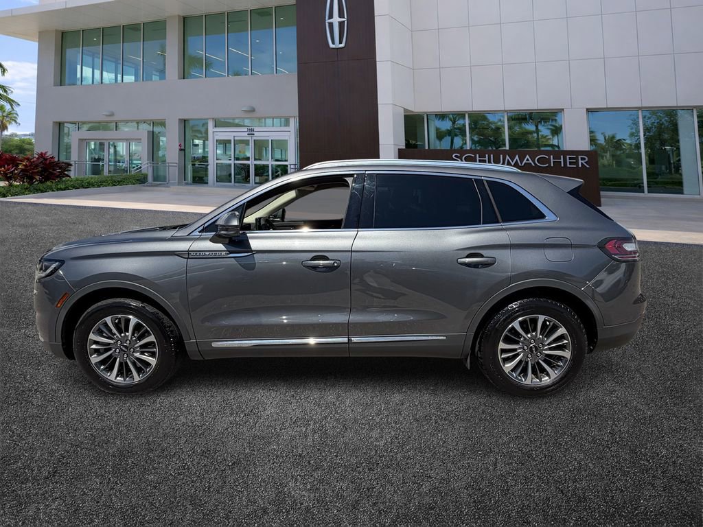 Certified 2022 Lincoln Nautilus FWD w/ Premium Package image 4