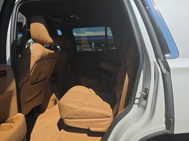 Used 2017 Cadillac Escalade Platinum AWD/4WD image 19