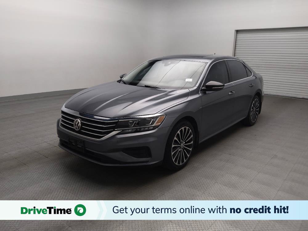 Used 2022 Volkswagen Passat 2.0T FWD image 1