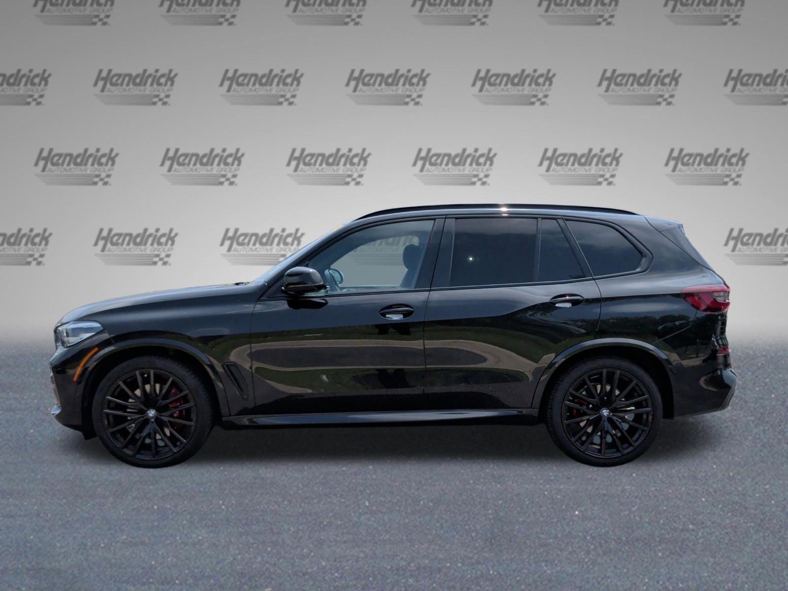 Used 2022 BMW X5 xDrive40i w/ M Sport Package AWD/4WD image 10