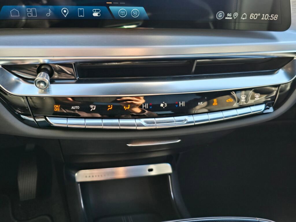 New 2025 Cadillac Lyriq Sport image 26