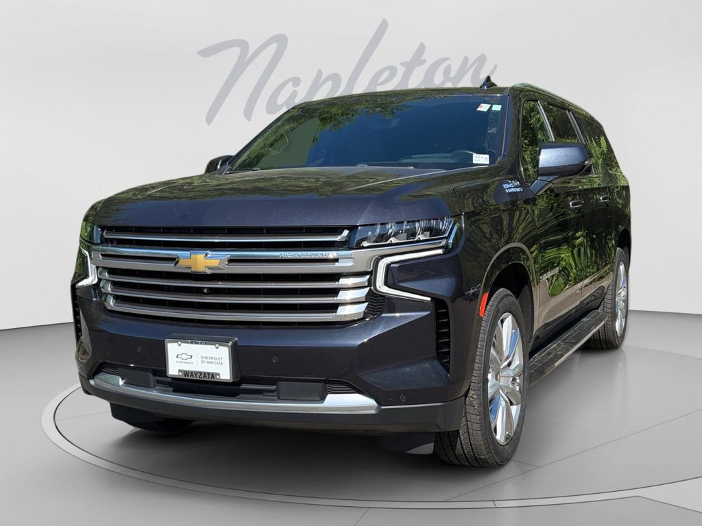 Used 2023 Chevrolet Suburban High Country AWD/4WD image 4