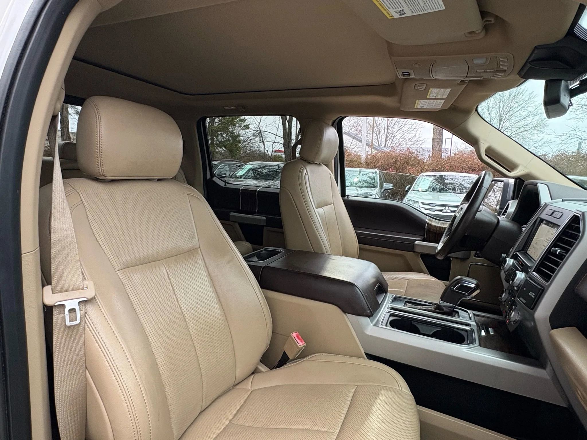 Used 2018 Ford F150 Lariat w/ Equipment Group 502A Luxury image 9