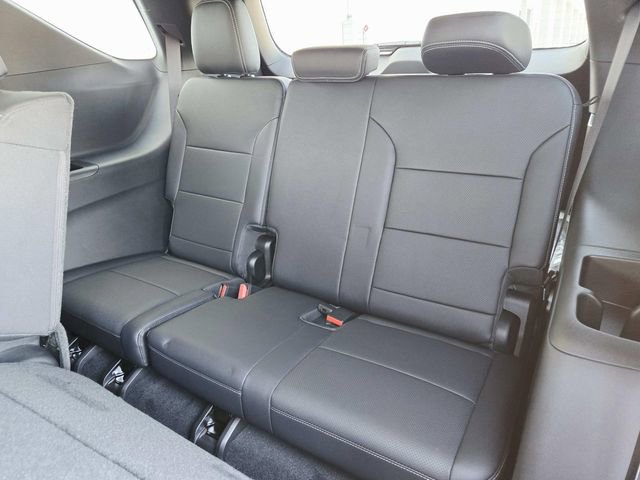 New 2026 Chevrolet Traverse LT w/ Midnight/Sport Edition image 10