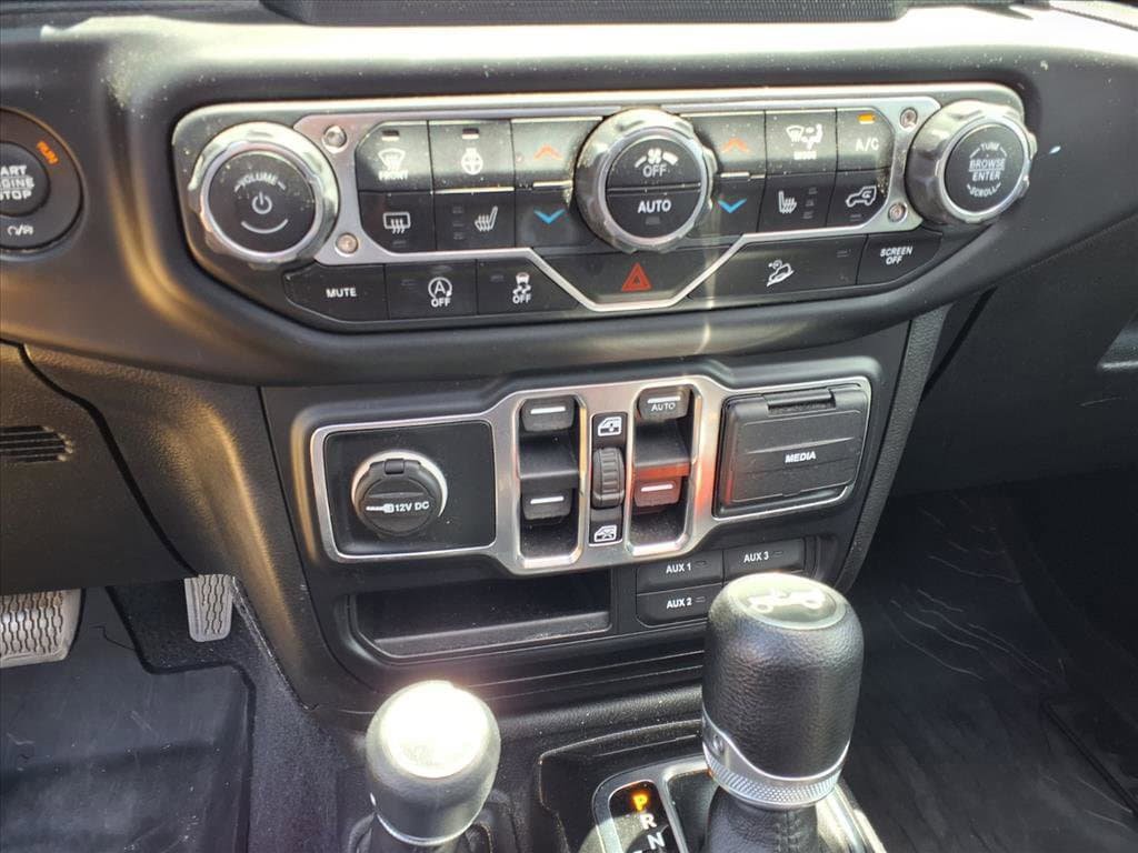 Used 2019 Jeep Wrangler Unlimited Sport AWD/4WD image 22