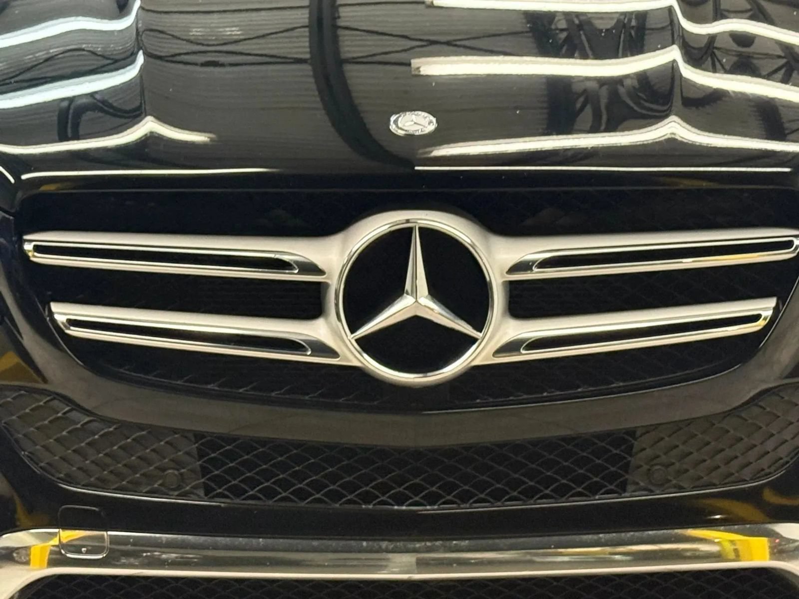 Used 2016 Mercedes-Benz GLE 350 w/ Premium Package image 5