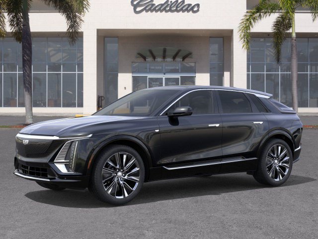 New 2026 Cadillac Lyriq Signature Luxury AWD/4WD image 2