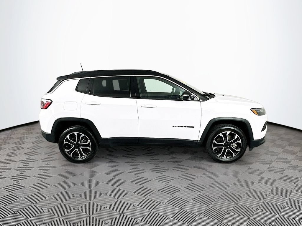 Used 2023 Jeep Compass Limited AWD/4WD image 13