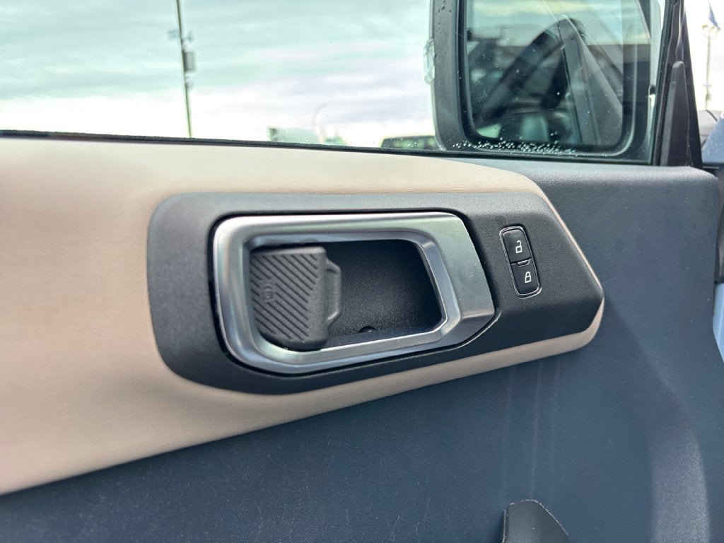 Used 2024 Ford Bronco Wildtrak AWD/4WD image 25