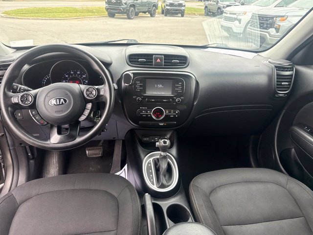 Used 2017 Kia Soul + FWD image 25