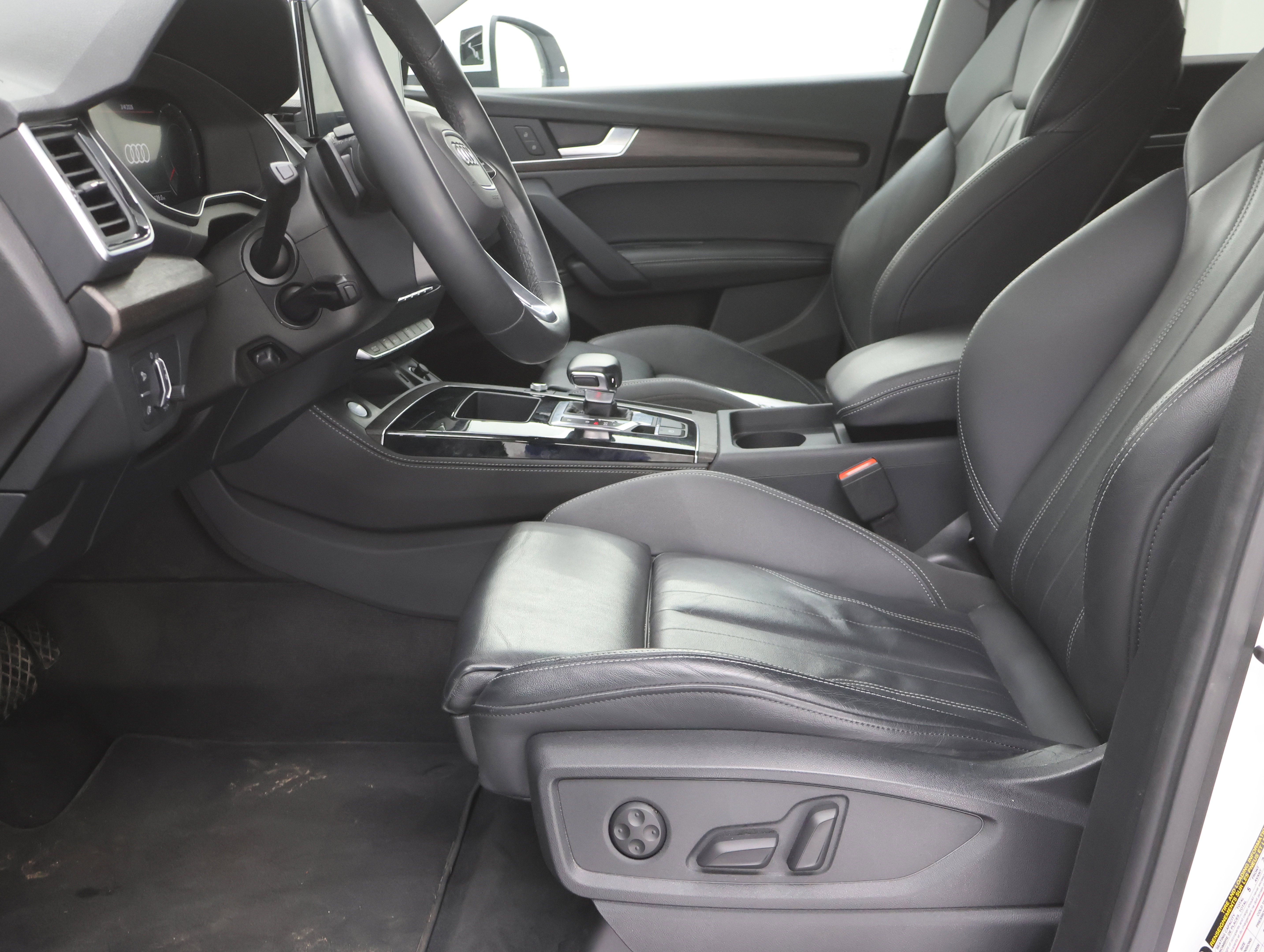 Used 2024 Audi Q5 2.0T Premium Plus image 8