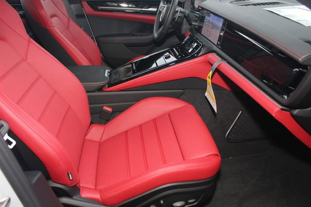 New 2025 Porsche Panamera 4 image 25