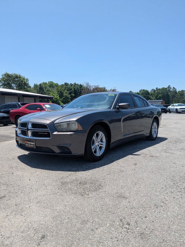 Used 2013 Dodge Charger SE
