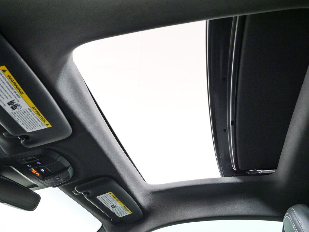 Certified 2024 Porsche 911 Carrera 4 AWD/4WD image 20