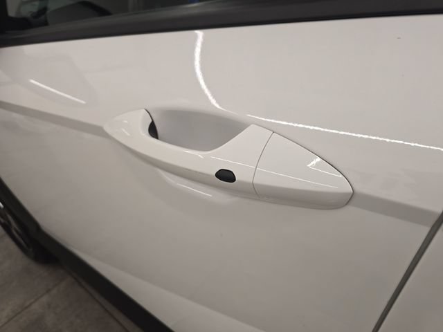 Used 2025 Hyundai Kona SEL AWD/4WD image 18