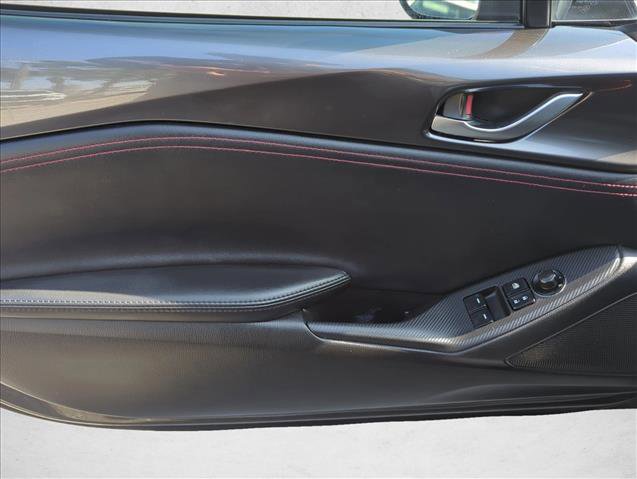 Used 2017 MAZDA MX-5 Miata RF Grand Touring image 10
