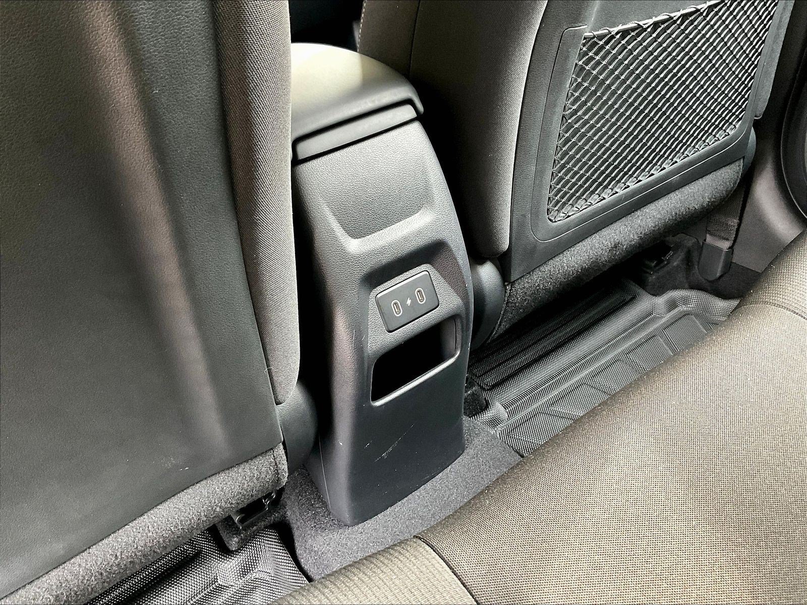 Used 2026 Hyundai Venue SEL FWD image 10