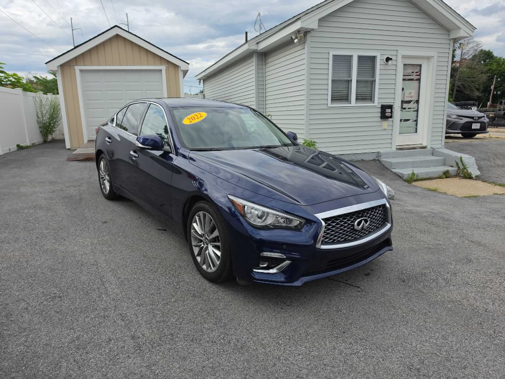 Used 2022 INFINITI Q50 Luxe AWD/4WD image 2
