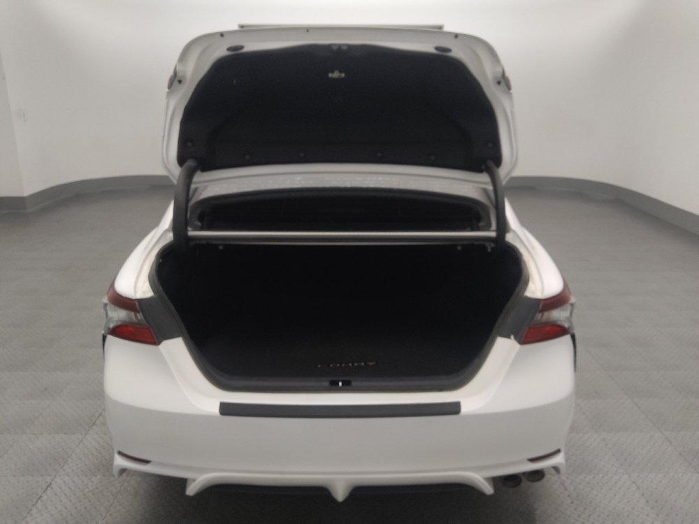 Used 2021 Toyota Camry SE w/ Carpet Mat Package (TMS) FWD image 29