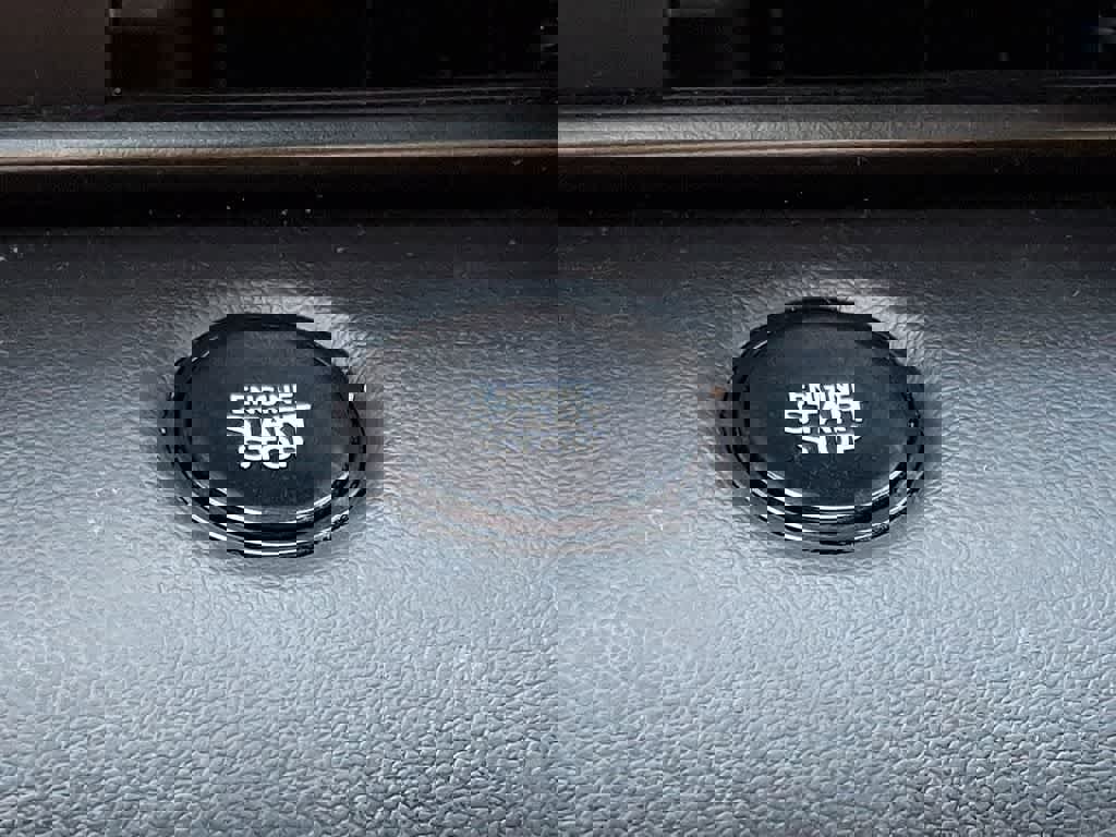 Used 2025 Hyundai Elantra Sport FWD image 22