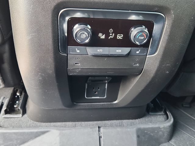 Used 2025 Chevrolet Tahoe Z71 w/ Z71 Off-Road Package AWD/4WD image 28
