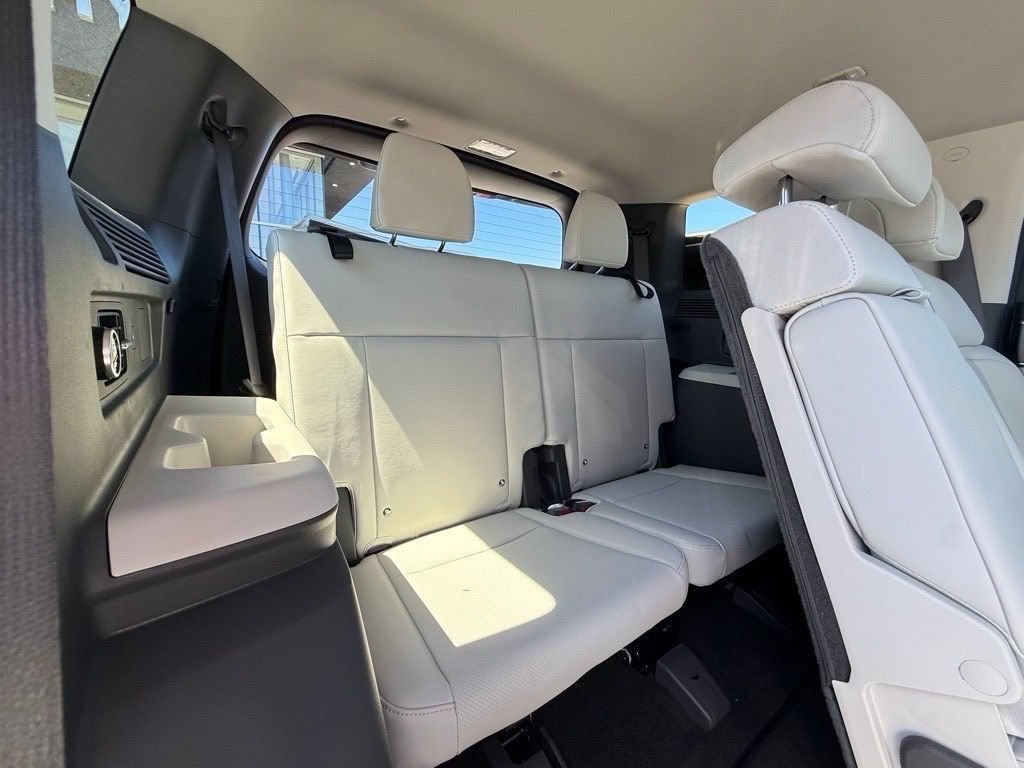 New 2027 Hyundai Santa Fe SEL FWD image 27
