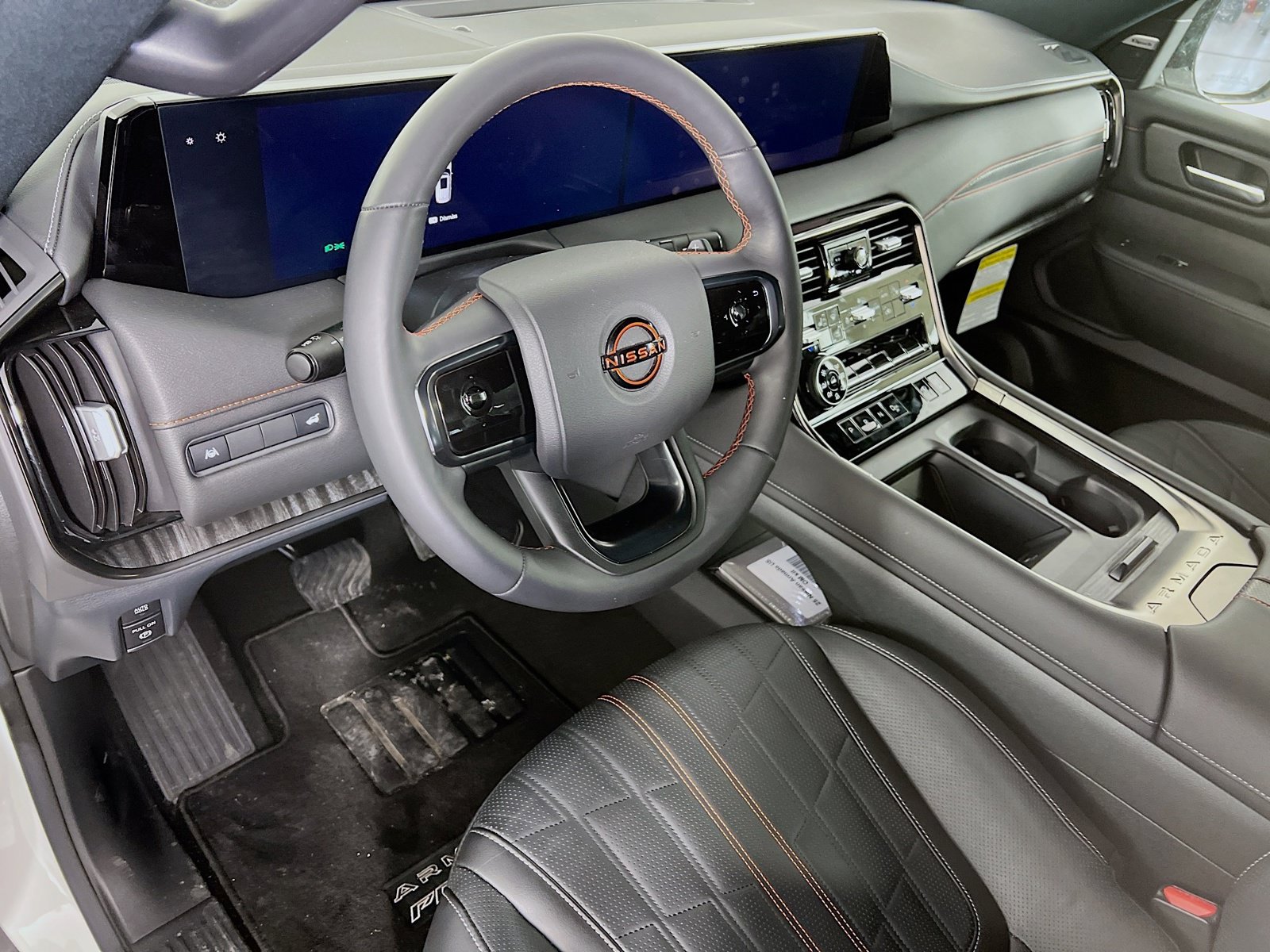 New 2025 Nissan Armada PRO-4X AWD/4WD image 7