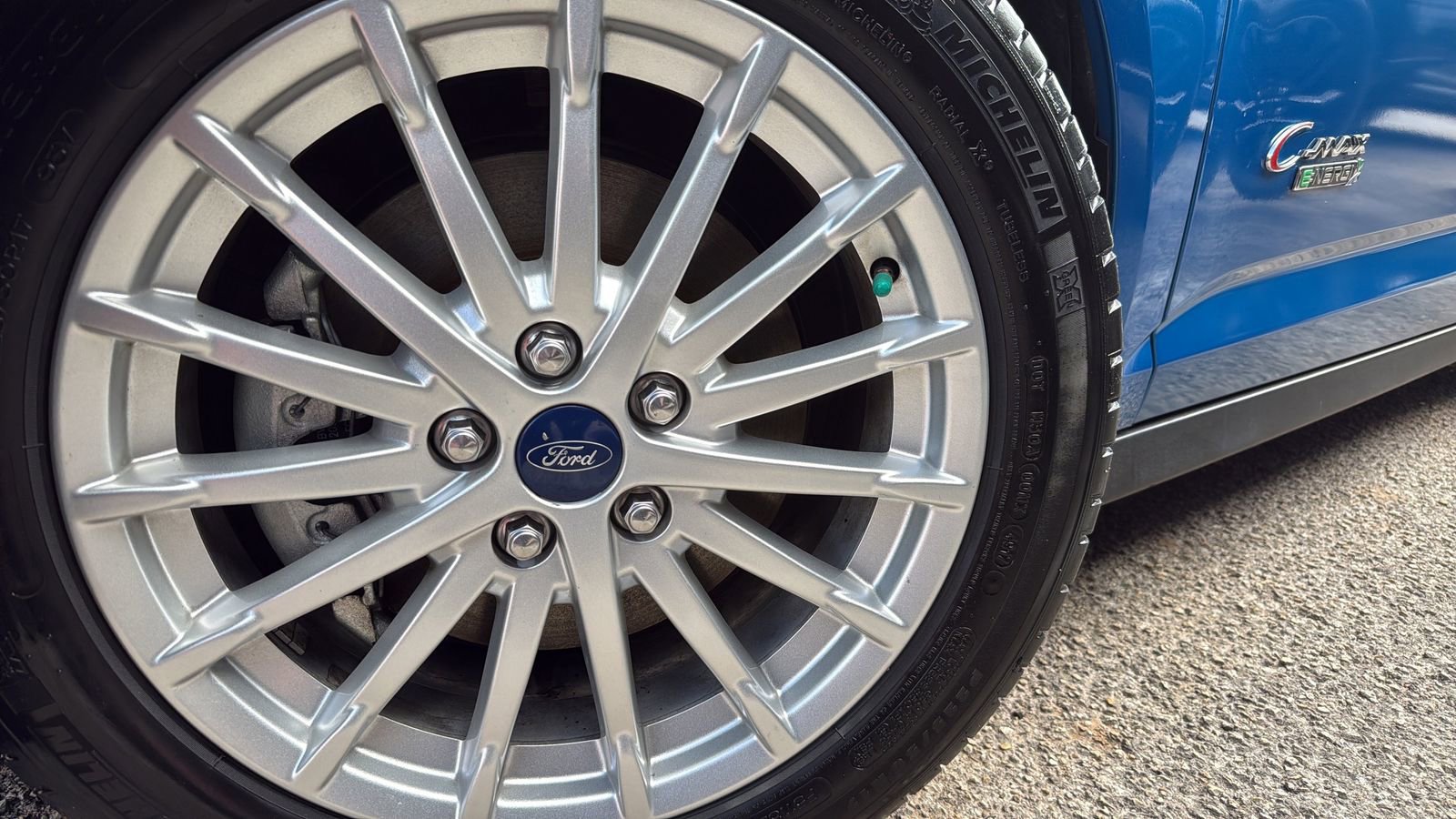 Used 2013 Ford C-MAX Energi SEL FWD image 29