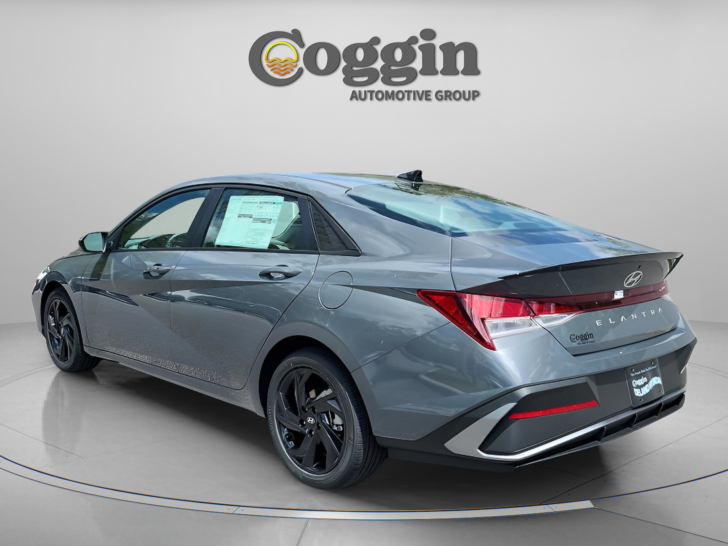 New 2026 Hyundai Elantra Sport image 3