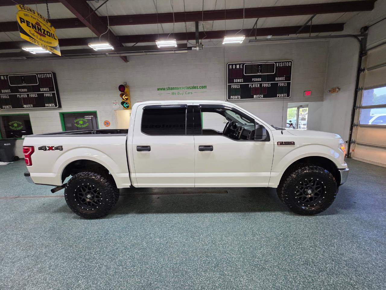Used 2018 Ford F150 XLT AWD/4WD image 5