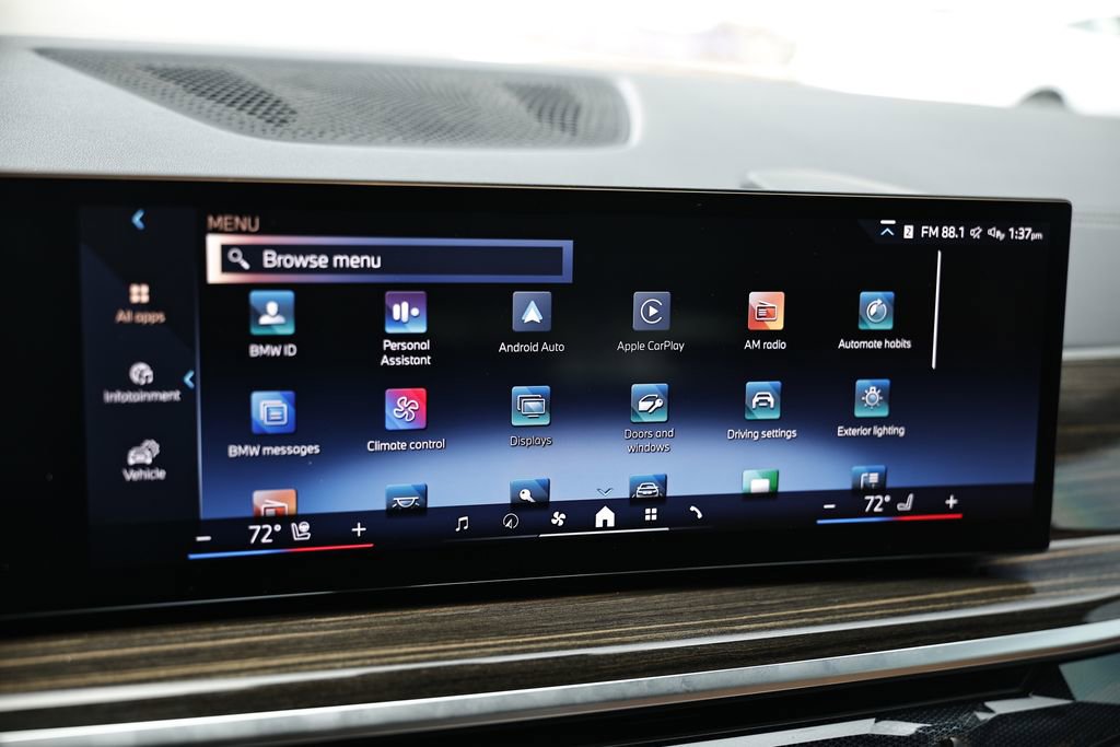Certified 2024 BMW X5 xDrive40i w/ Parking Assistance Package image 35