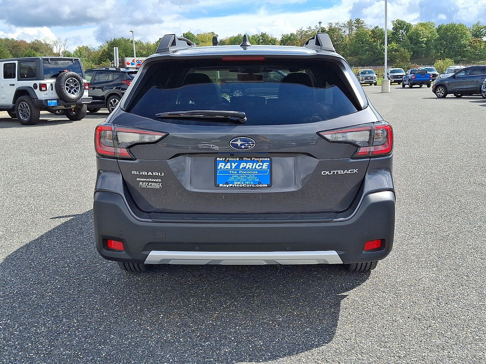 Used 2023 Subaru Outback Limited AWD/4WD image 6