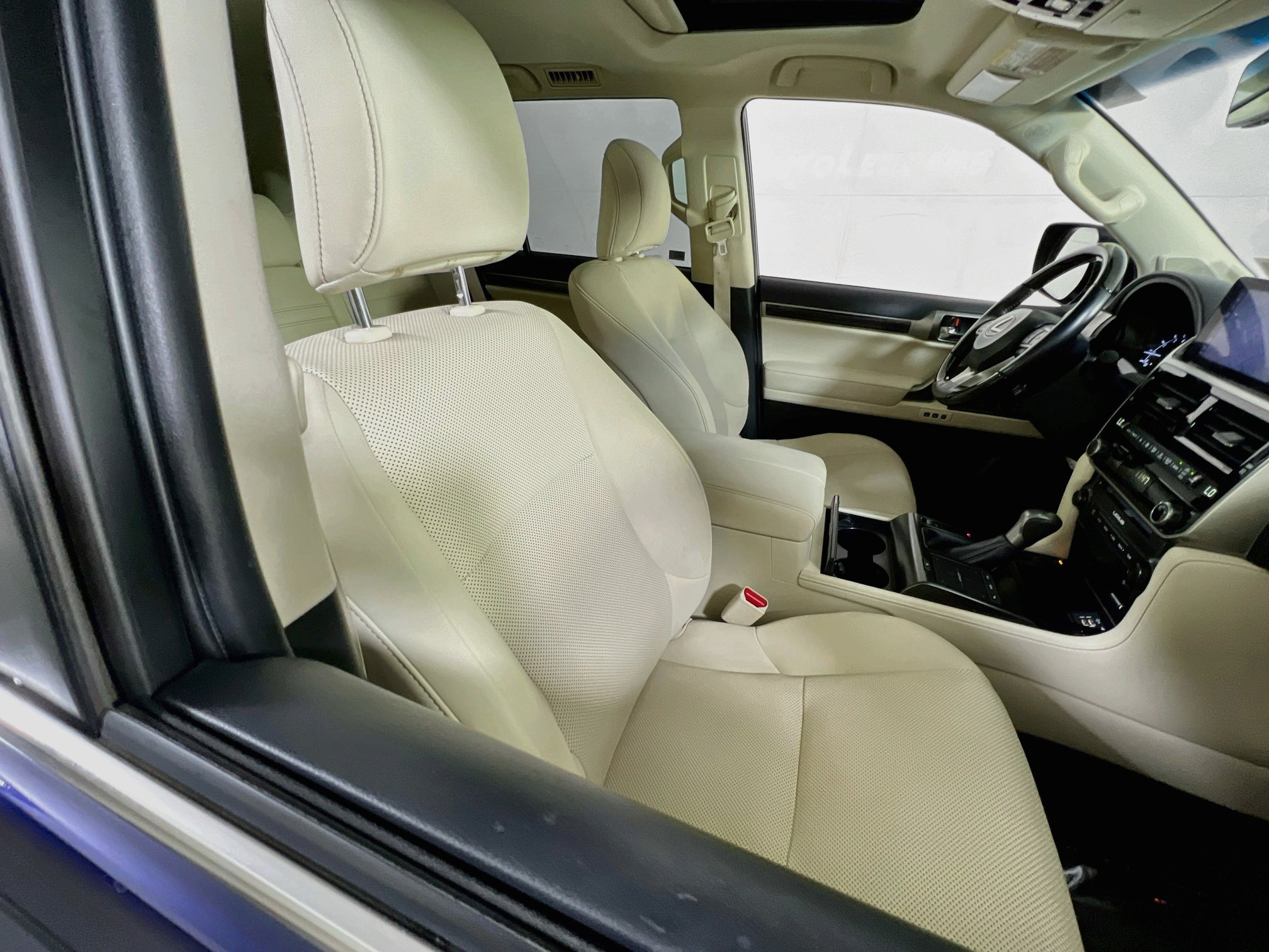 Used 2022 Lexus GX 460 Premium w/ Premium Package AWD/4WD image 29