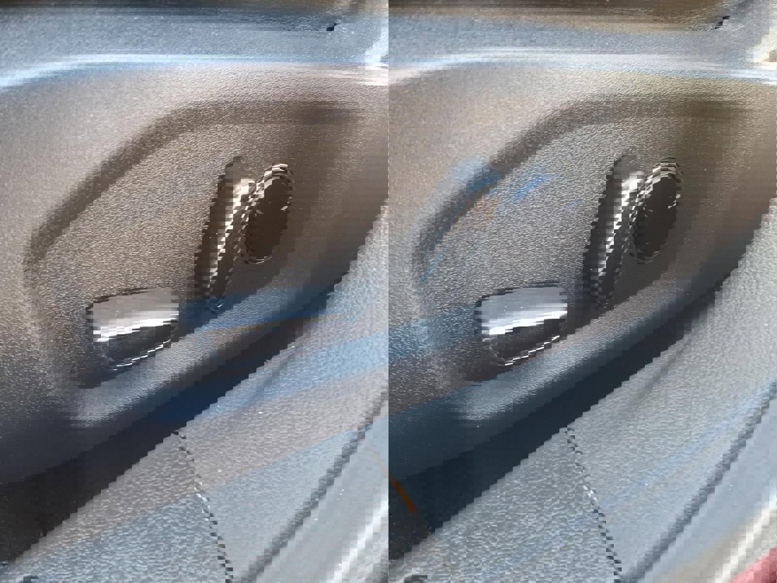 Used 2013 Ford Fusion Energi SE image 24