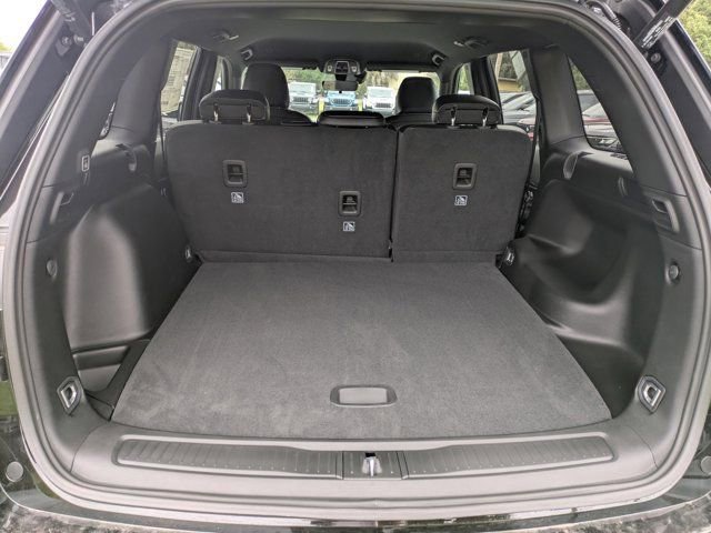 New 2025 Jeep Grand Cherokee Altitude AWD/4WD image 11