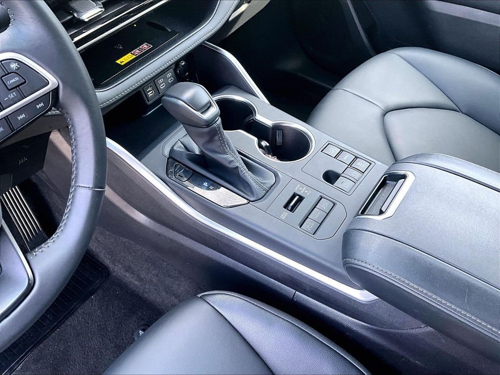 Certified 2026 Toyota Highlander XLE AWD/4WD image 21